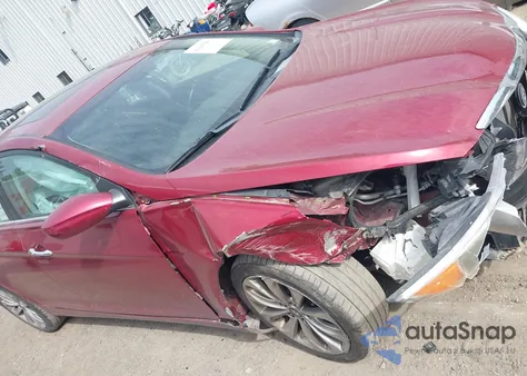 2011 Hyundai Sonata Se z USA, uszkodzony, nr VIN 5NPEC4AC1BH035617